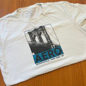 Aeropostale: White T-shirt with Graphic
